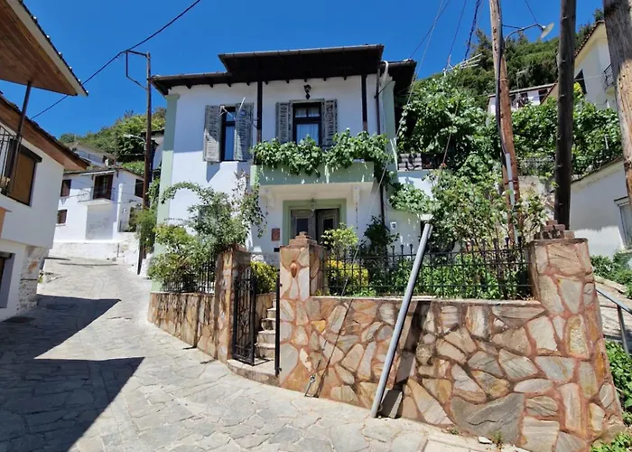 Traditional House In Panagia Village 度假居