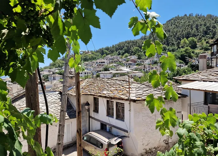 Traditional House In Panagia Village 度假居 *
