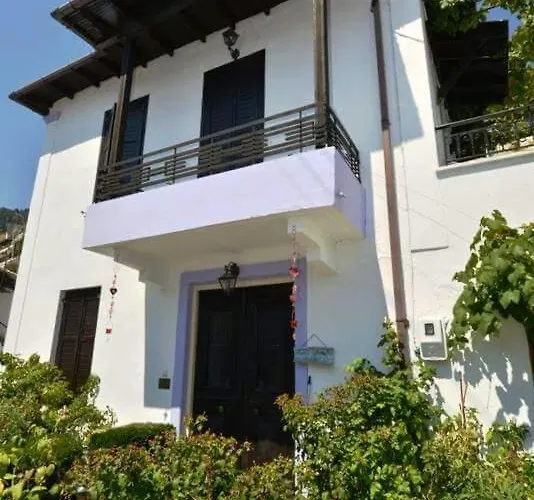 Traditional House In Panagia Village 度假居 *